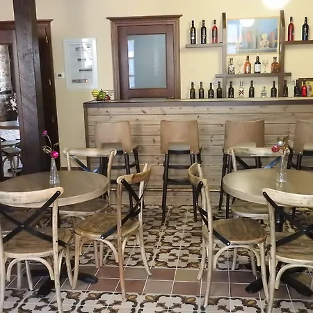 Chorostasi Mansion 奥纳亚