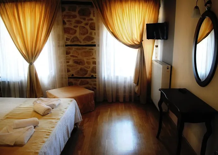 Chorostasi Mansion 3*